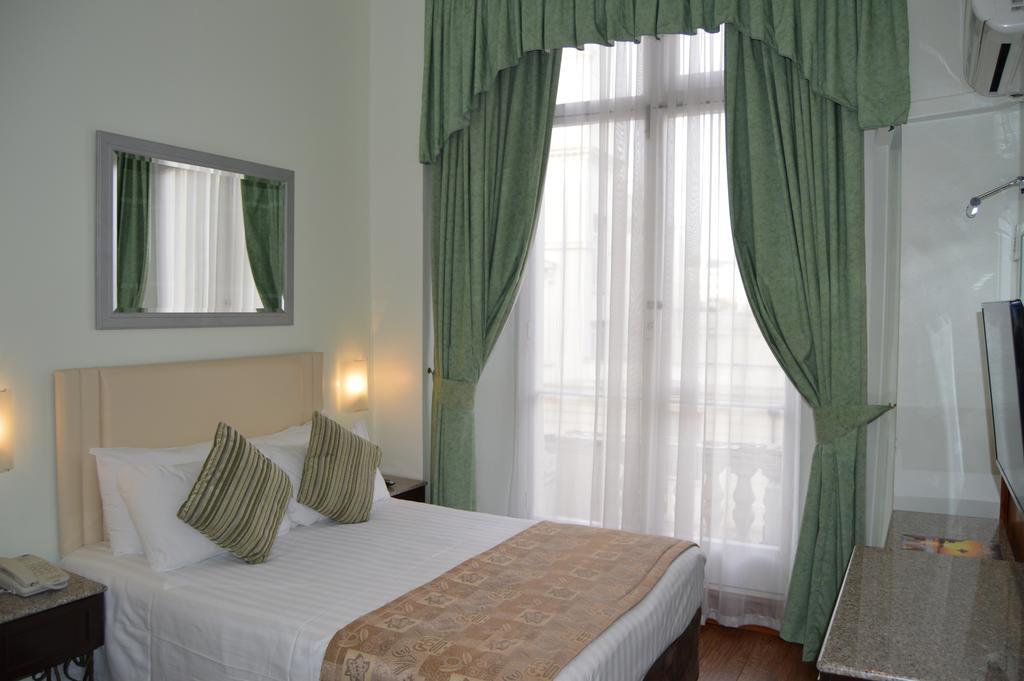Holiday Villa Hotel Лондон Экстерьер фото